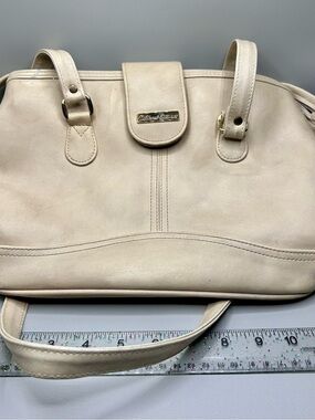 Vintage Michael Stevens Cream Leather Shoulder Bag with Dual Handles